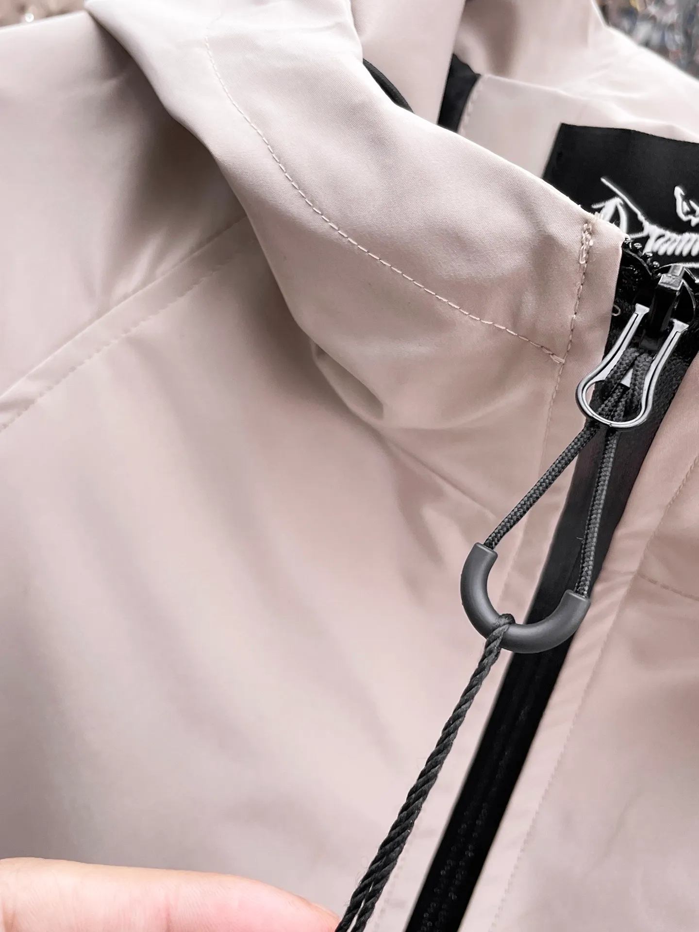 Same Style， ， ！2026 New Arrival ，Original Premium ！ Breathable ， ， ， Quality。 ！ ， ！Sizes：M～3XL